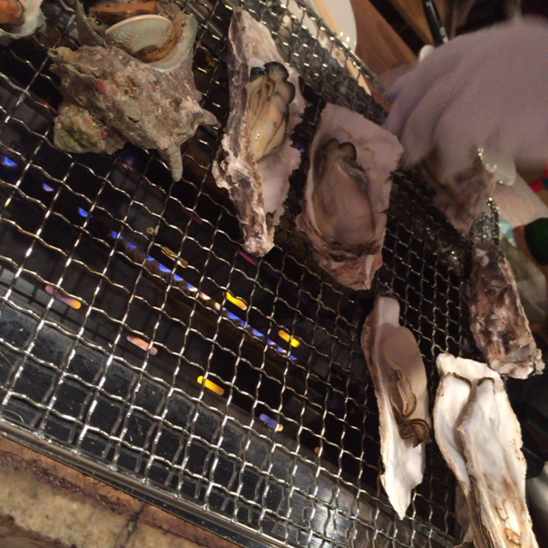 今"旬"の焼きカキ(かき小屋 祐天寺 （【旧店名】かき小屋　ジャックポット）)