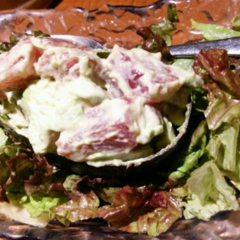 アボガドのサラダ(から揚げや チキンメン)