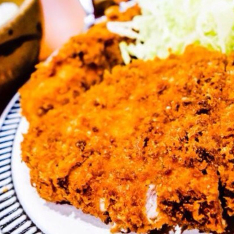 厚切りロースカツ(チャールスとん)