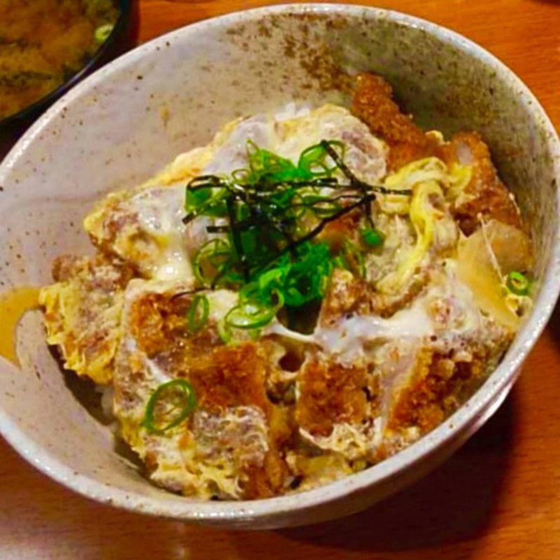 カツ丼(チャールスとん)