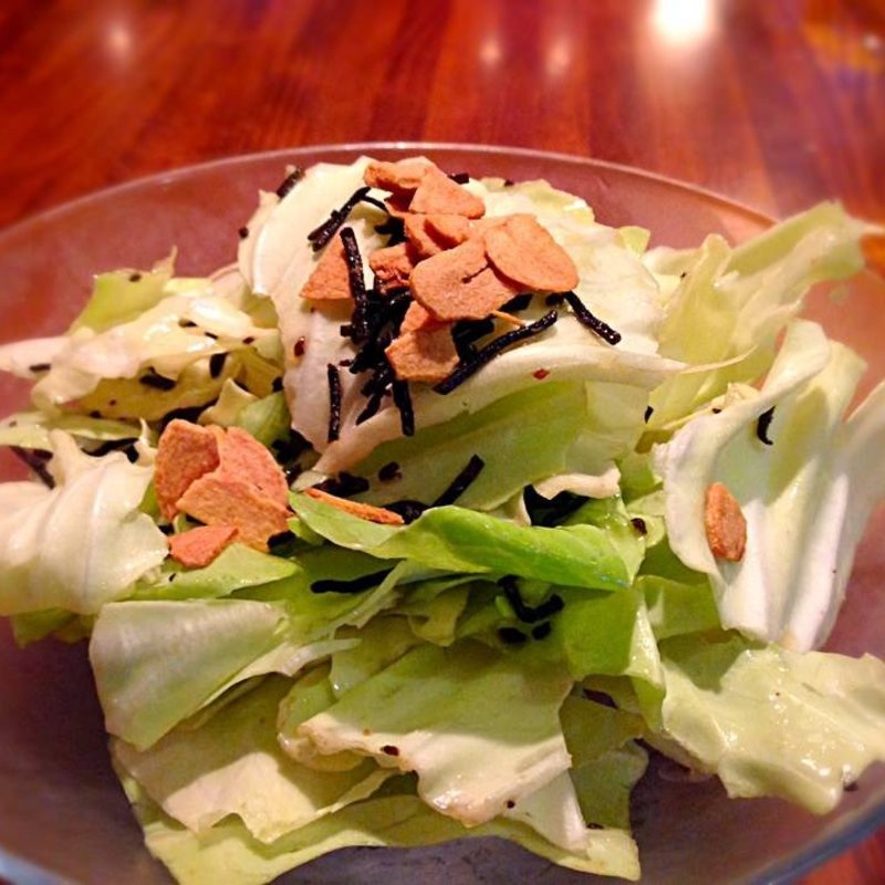 ちぎりキャベツと塩昆布(新千葉ビアホール )