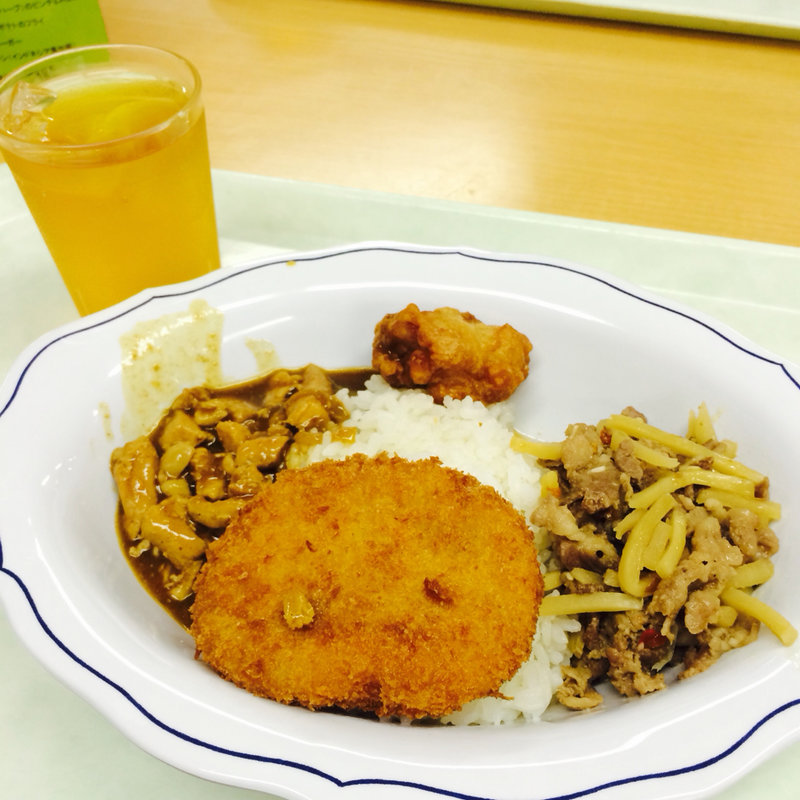 アジアンドンドンの本格カレー食べ放題(アジアン　ドンドン )