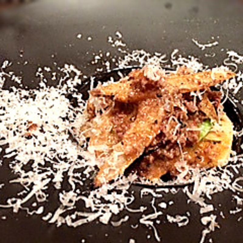 ボロネーゼとゴボウのラガーネ(グリーチネ )