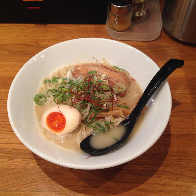 鶏白湯ラーメン(下北沢 絡麺 まことや本店 )