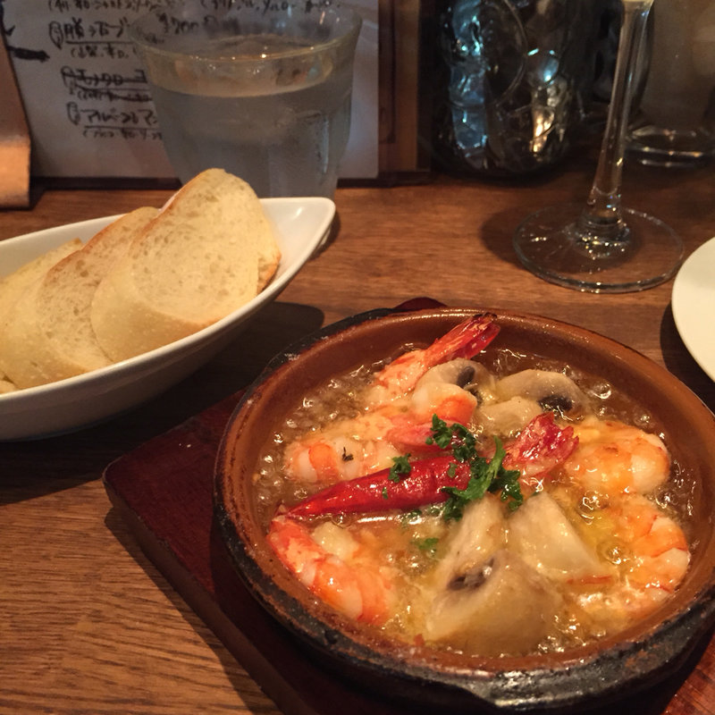 エビとジャンボマッシュのアヒージョ(レインボー （RAINBOW）)