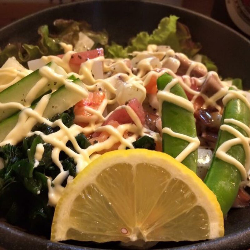 海鮮サラダ(逹鮨)