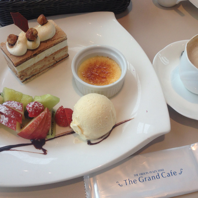 ケーキセットB(グラン カフェ （The Grand Cafe）)