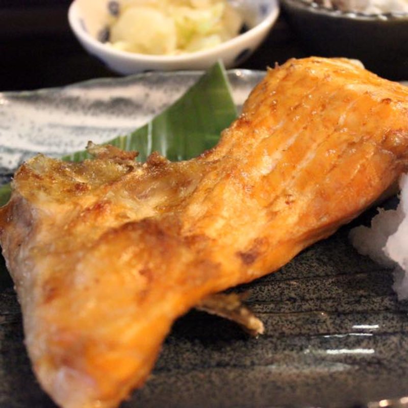 しゃけのかま焼き定食(四代目庄次平)