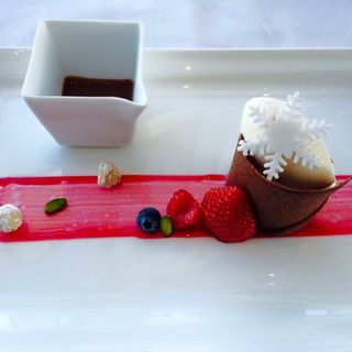 LUGNAVEIL B(ランチ)(ラグナヴェール　プレミア （LAGUNAVEIL PREMIER）)