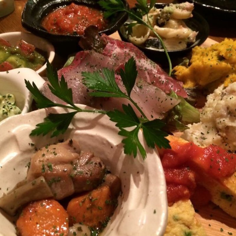 ロマンチック前菜10種盛り合わせ(天満ロマンチック食堂 )