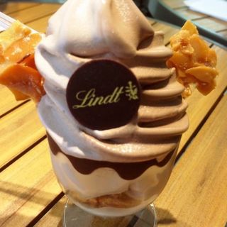 ソフトクリーム(リンツ ショコラ ブティック＆カフェ 表参道 フラッグシップ)