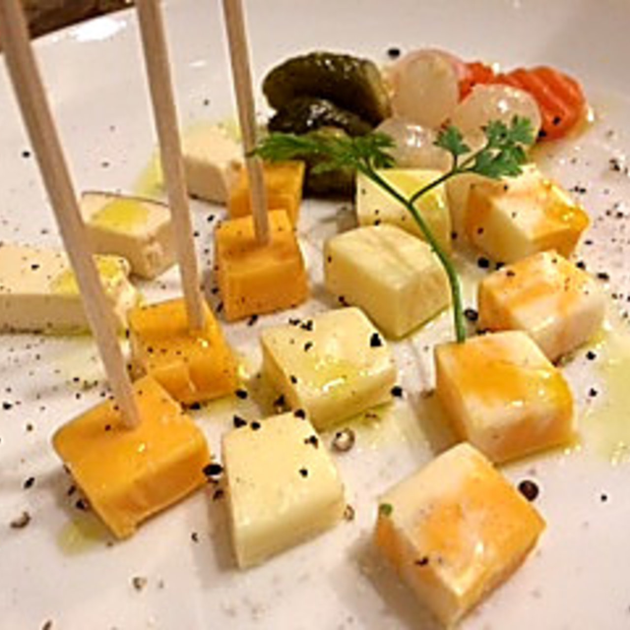 神奈川県で食べられる人気チーズの盛り合わせランキング Sarah サラ
