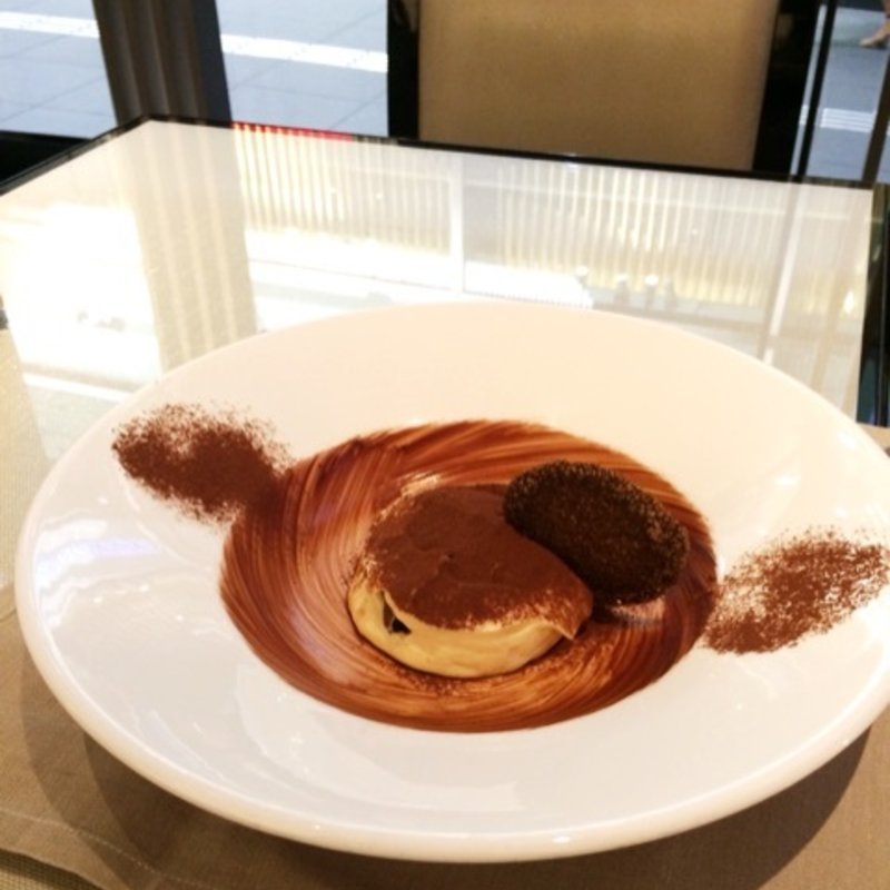 アルマーニティラミス(エンポリオ アルマーニ カフェ （EMPORIO ARMANI CAFFE）)