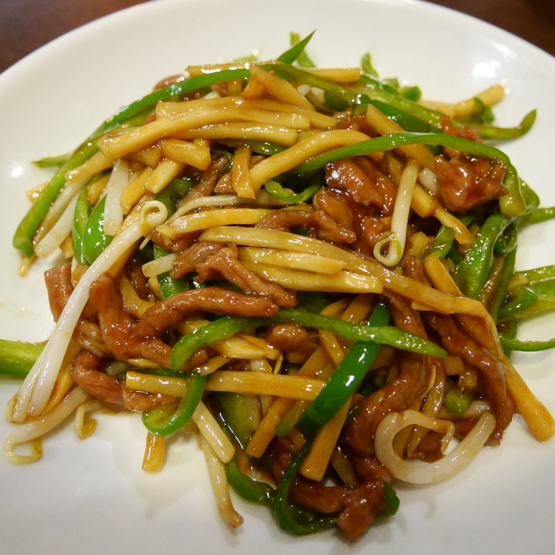 牛肉チンジャオロース(健康中華 青蓮 横浜センター北店)