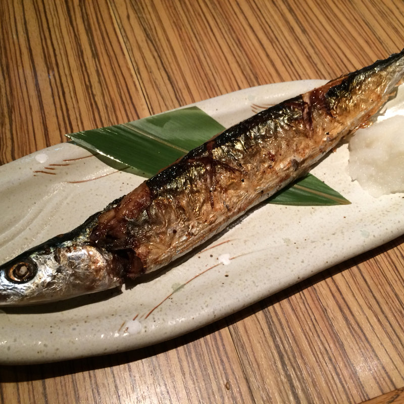 秋刀魚の塩焼き(素材屋 八重洲店 （ソザイヤ）)