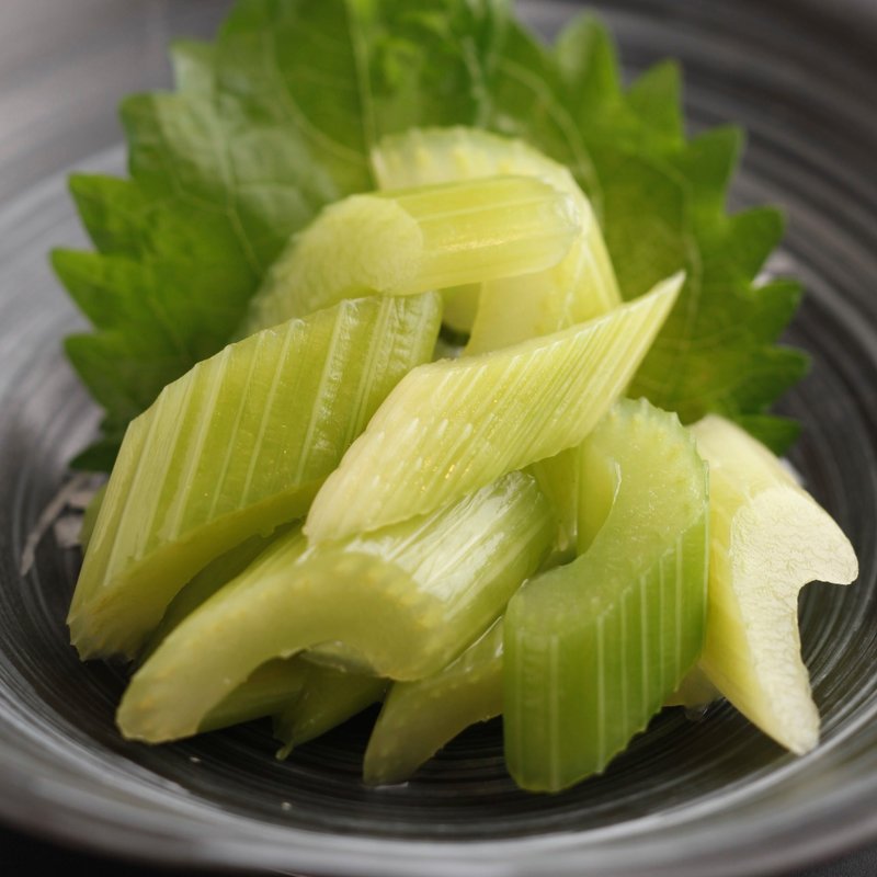 セロリの浅漬け(九州紀行・美色個室 一本気 海浜幕張店 （イッポンギ）)