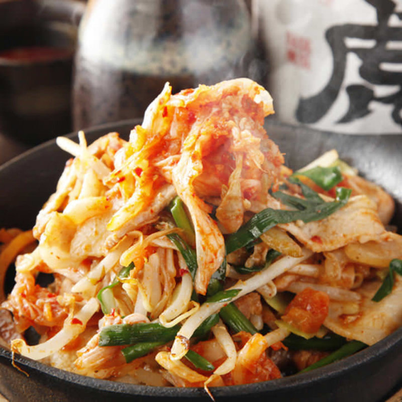 豚キムチ(九州紀行・美色個室 一本気 海浜幕張店 （イッポンギ）)