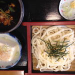 ピリ辛うどん(どん吉 藤沢北口店 )