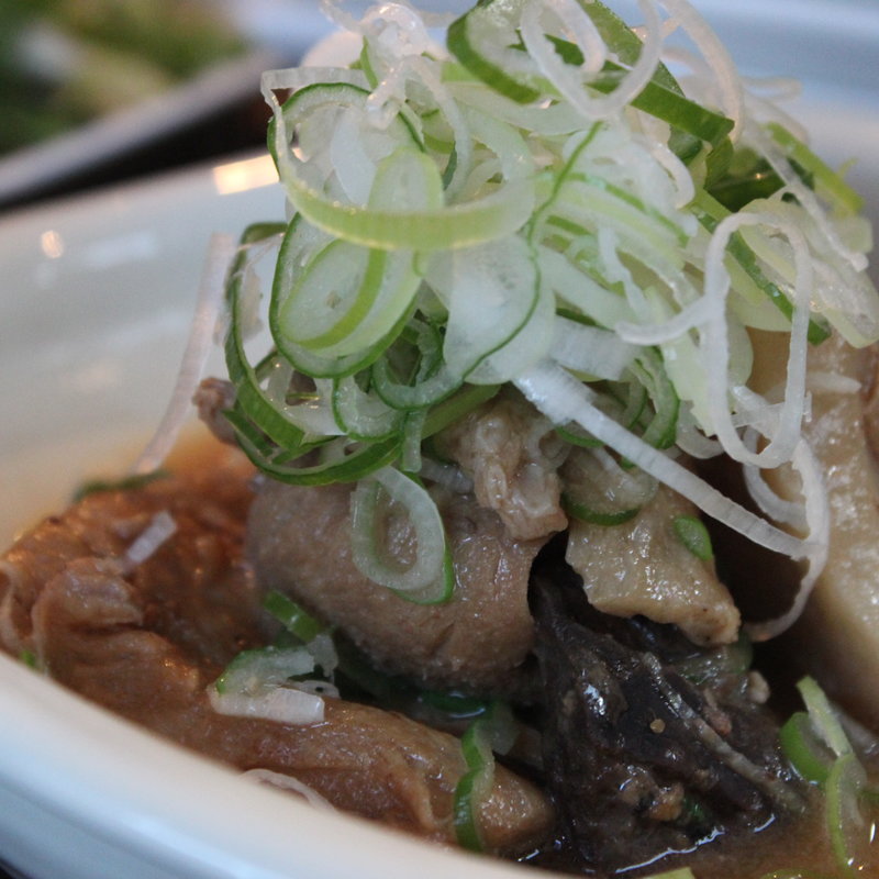 まぐろの煮込み(月島まぐろセンターとろやん （ツキシママグロセンタートロヤン）)