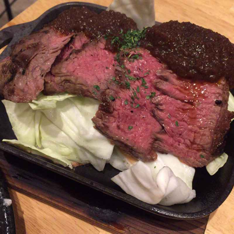 牛ハラミステーキオニオンソース(マルミチェ （marumiche）)