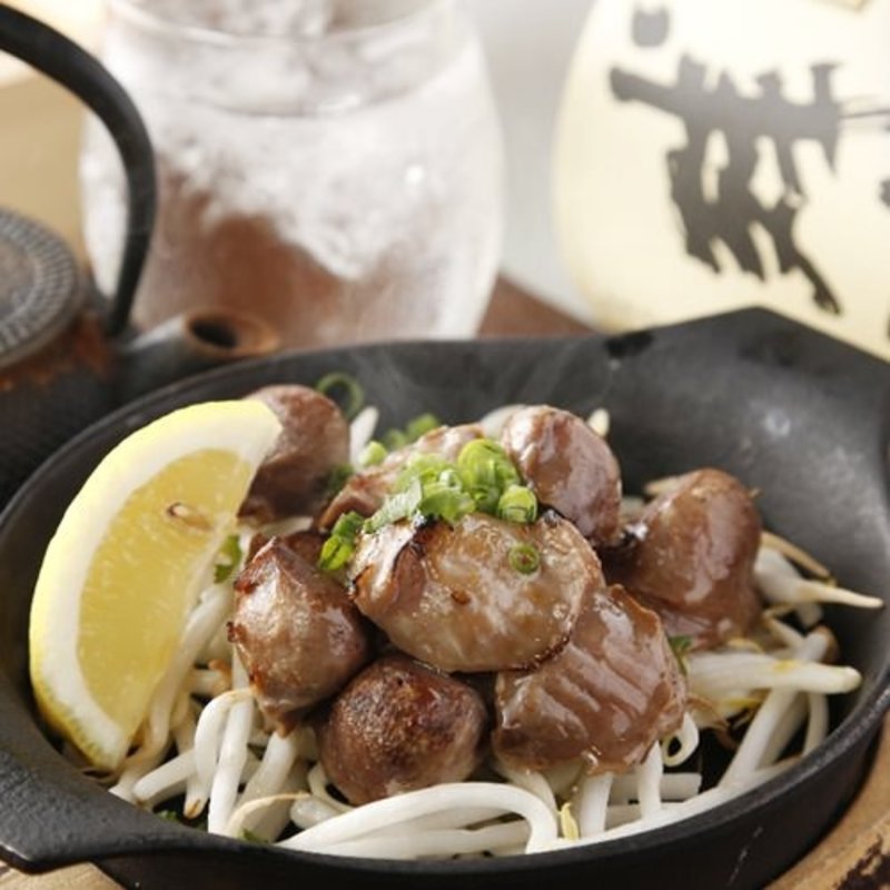 砂肝　鉄板焼き(九州紀行・美色個室 一本気 海浜幕張店 （イッポンギ）)