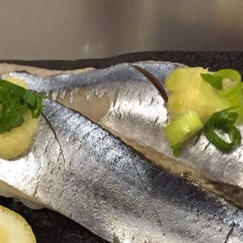 さんまにぎり(どでか寿司 )