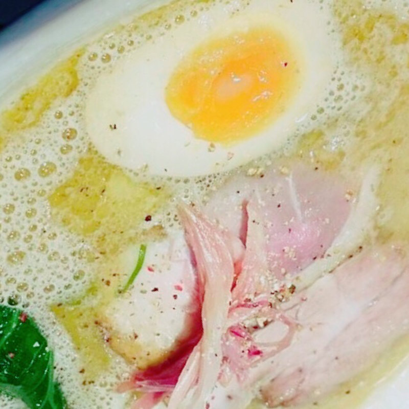 鴨と煮干しの白湯ラーメン(麺の坊　砦)