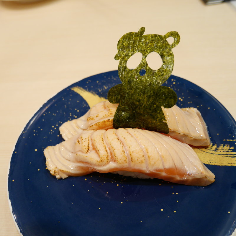 サーモン(めぐみ水産 マークイズみなとみらい店)