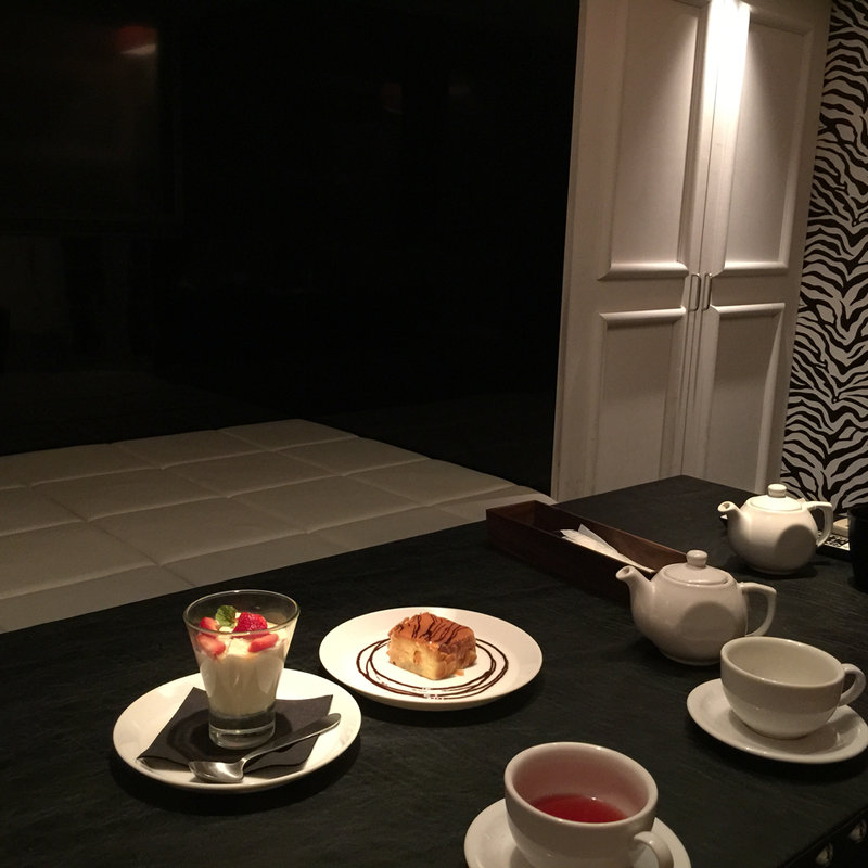 ブランマンジェとキャラメルチーズケーキ(マディソン ニューヨーク キッチン)