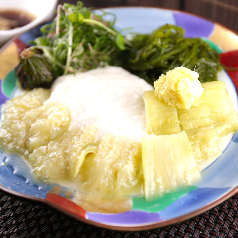 焼き茄子とめかぶの山かけ(あく庵 )