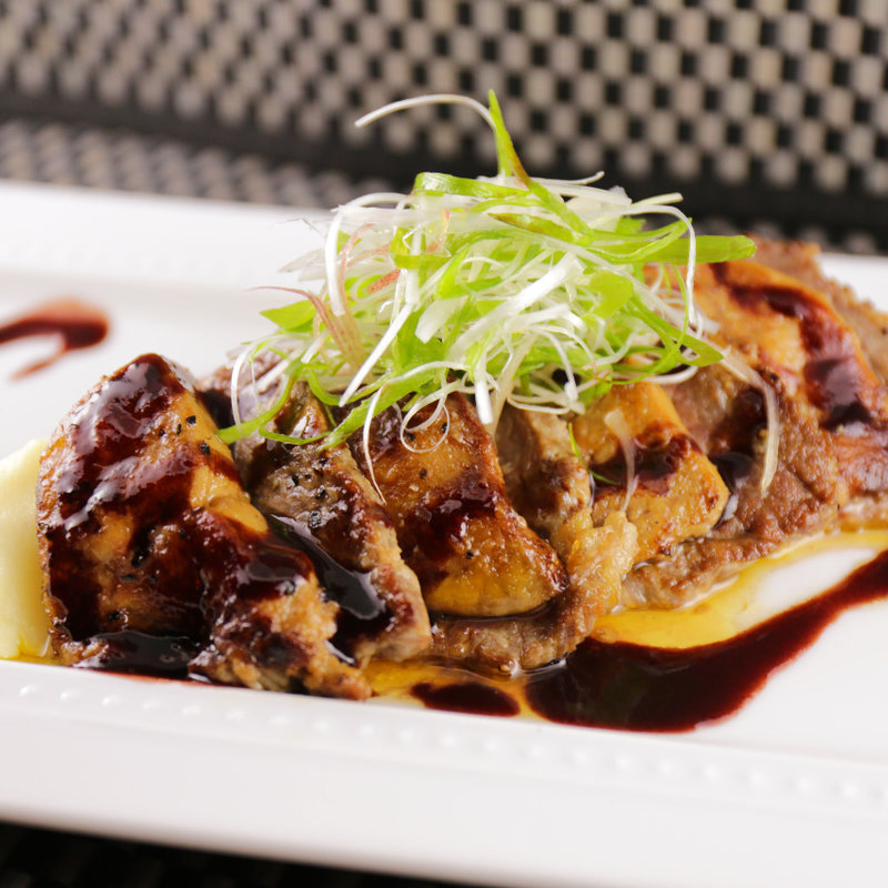 牛肉とフォアグラのミルフィーユ(あく庵 )