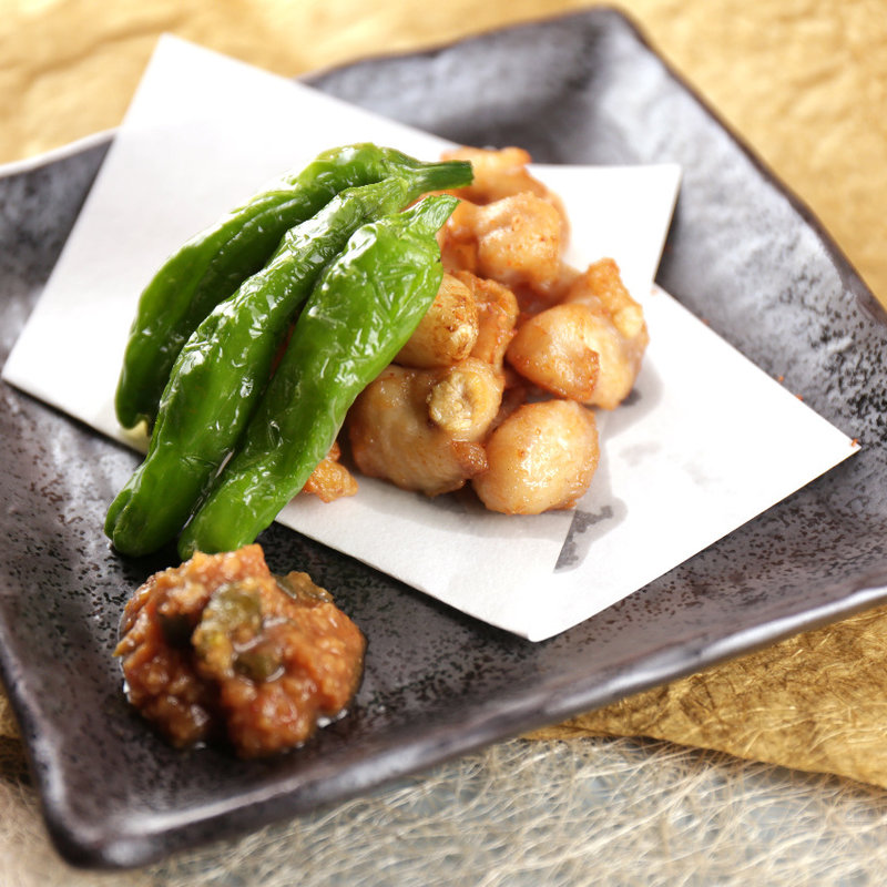 ぼんじりとにんにくの唐揚(あく庵 )