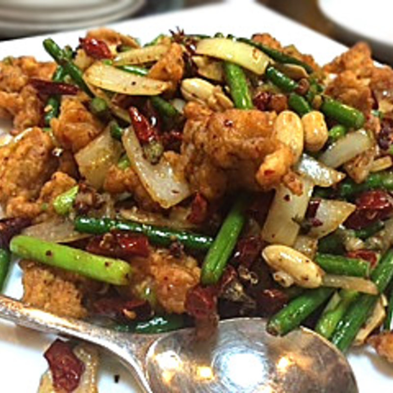 鶏の唐辛子かりかり炒め(敦煌　伊勢佐木町)