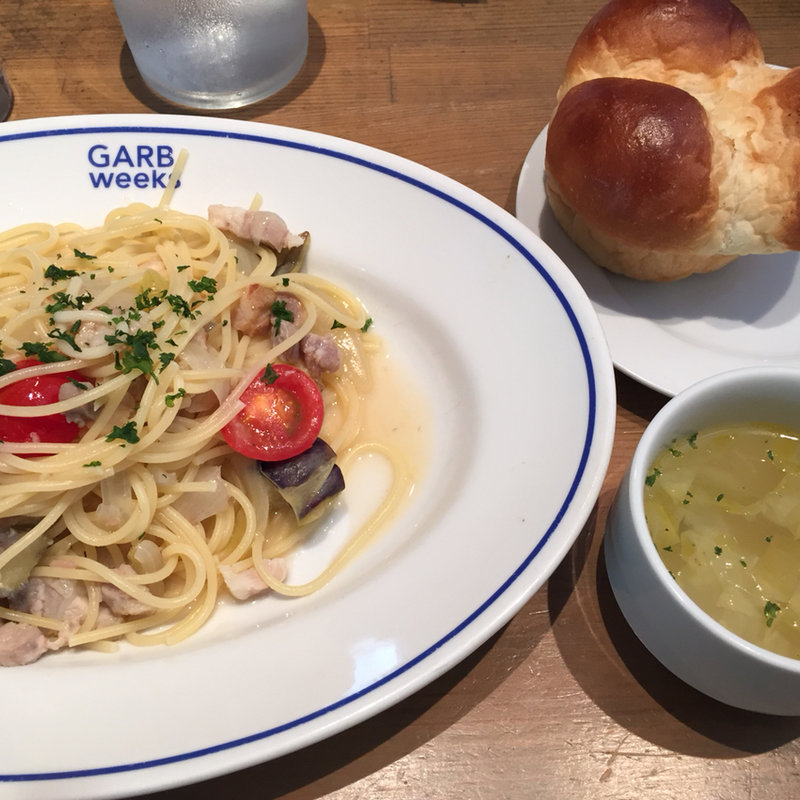 スモーク豚バラと淡路玉ねぎのアマトリチャーナ(GARB weeks （ガーブウィークス）)