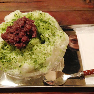 抹茶小豆みるく(37.2℃(ナナドニブ) )