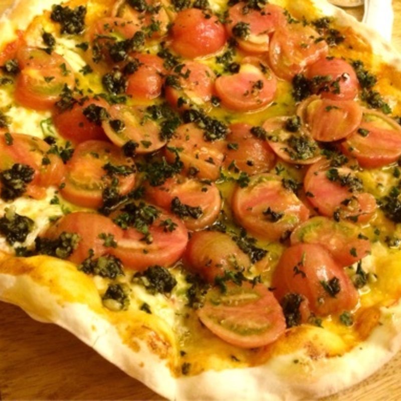 ピザ　プレミアムトマト(トラットリア ラ マルゲリータ )