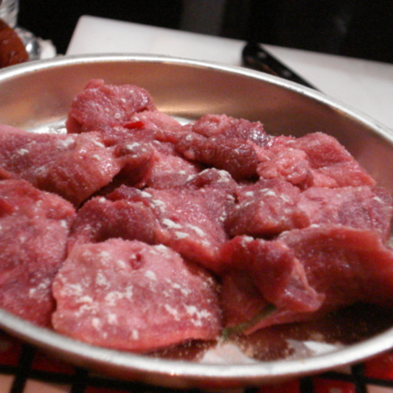 本日のステーキ（モモ）(電撃ホルモン ツギヱ)