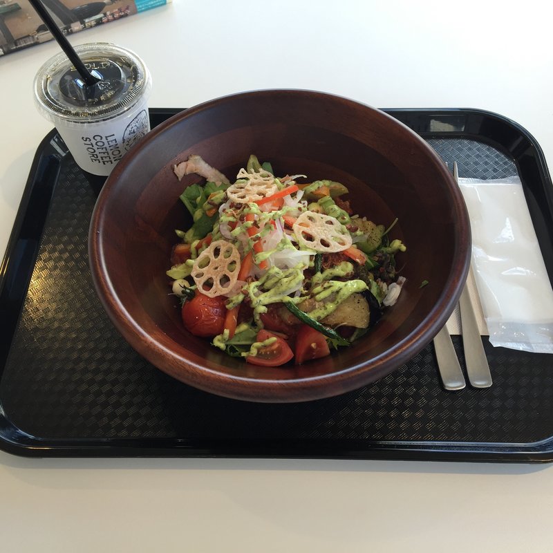 サラダボウル トマトチーズ(レモン コーヒー ストアー （LEMON COFFEE STORE）)