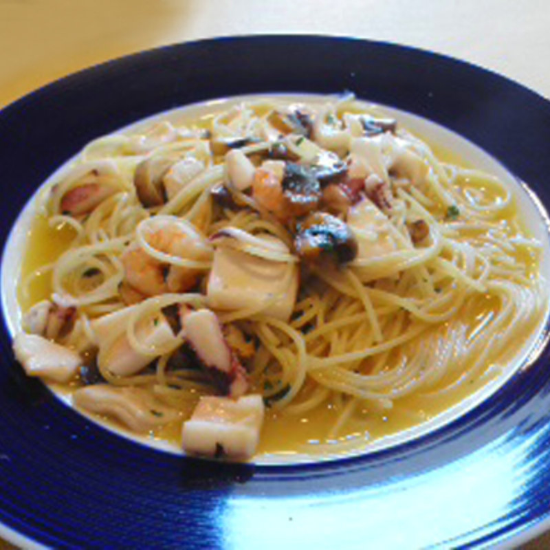 海の幸一杯のパスタ（ランチ）(taverna ラメッセ)