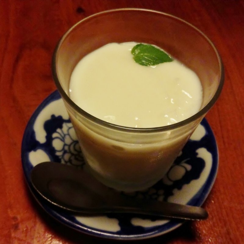 杏仁豆腐(亜細亜食堂狛江サイゴン)