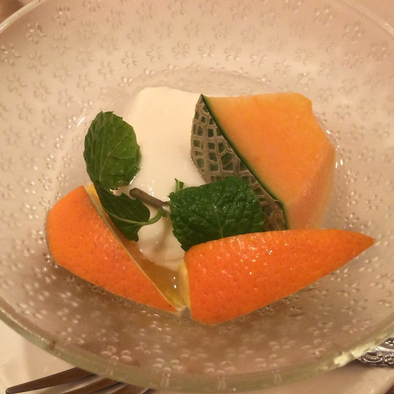 杏仁豆腐(広味坊 千歳烏山本店)