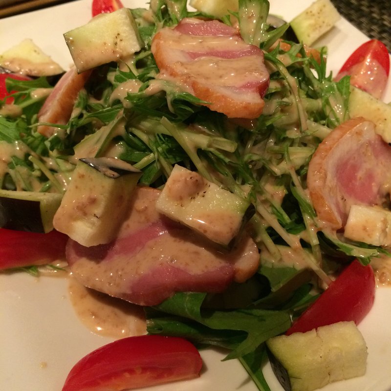 水ナスとカモのサラダ(菜々海 池田駅)