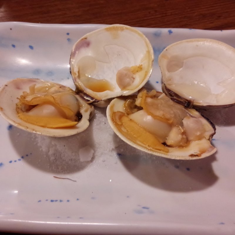 炉端魚介焼き　白はまぐり(魚ます 二子玉川店)