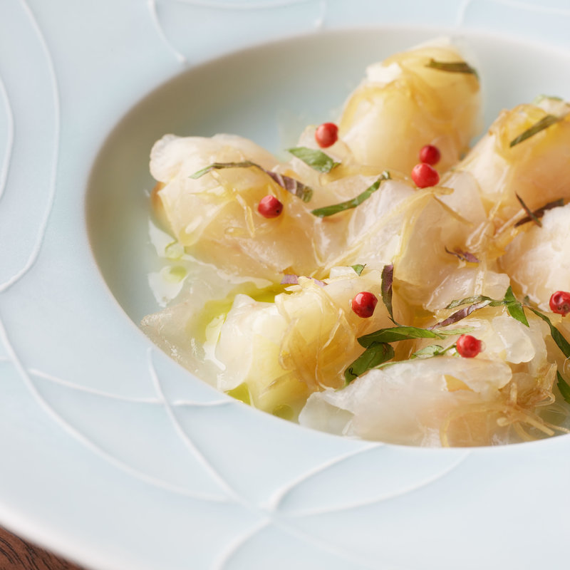 天然鮮魚のハーブ蒸し　ジャッジョーロ風(ジャッジョーロ 銀座)