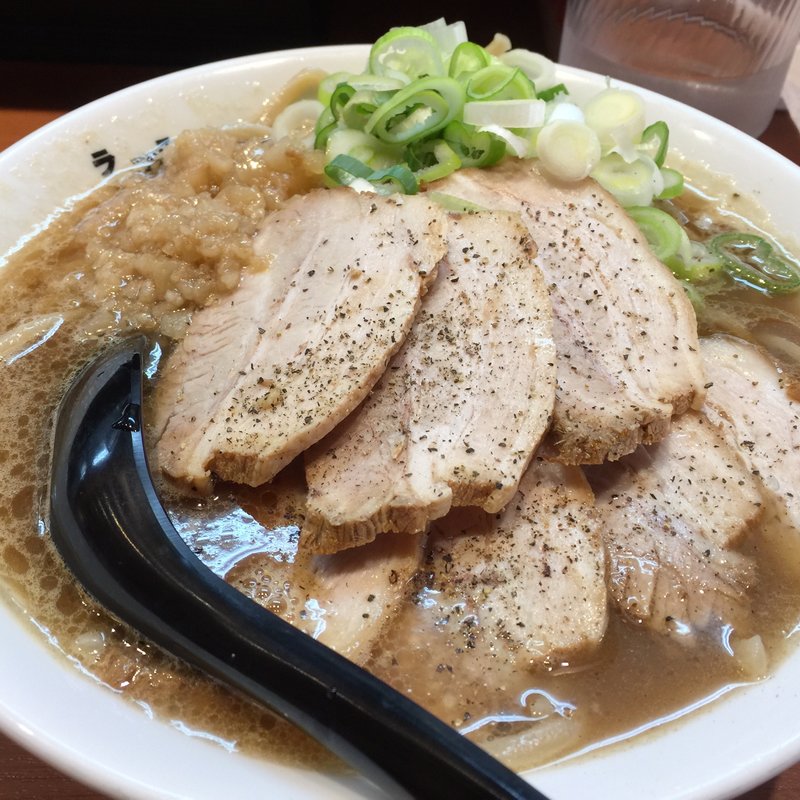 肉盛りラーメン(新・ラーメン 肉を食らえ‼︎)