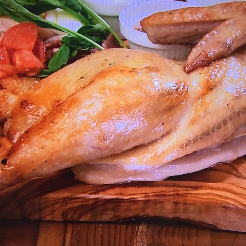 ふもと鶏のローストチキン(センバキッチン 北梅田店)