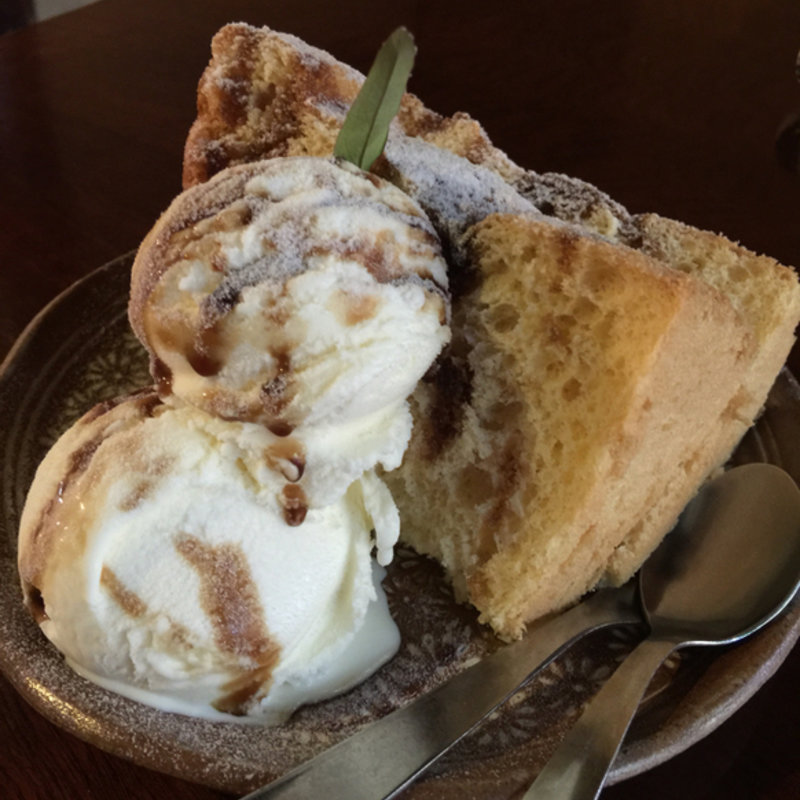 和三蜜糖のシフォンケーキ(ひだまり )