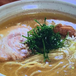 鶏麺しょうゆ(桐麺 )