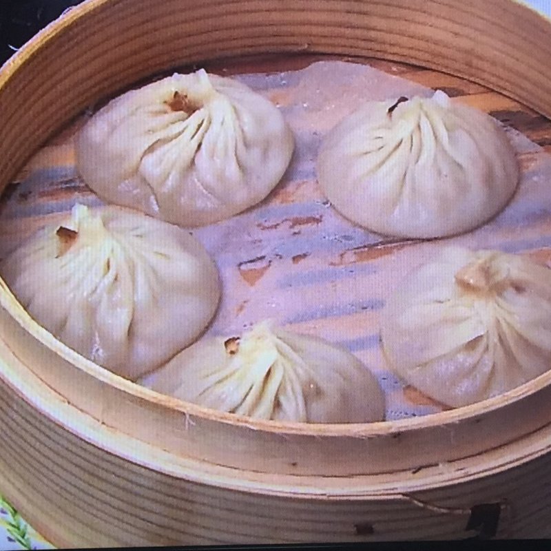 ポルチーニ茸小籠包(魏飯夷堂 )