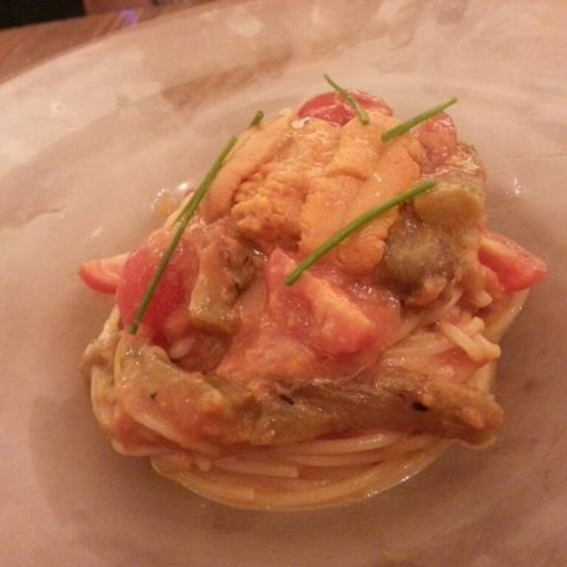 米なすとウニの冷製スパゲッティーニ(ファットリーア エッセ)